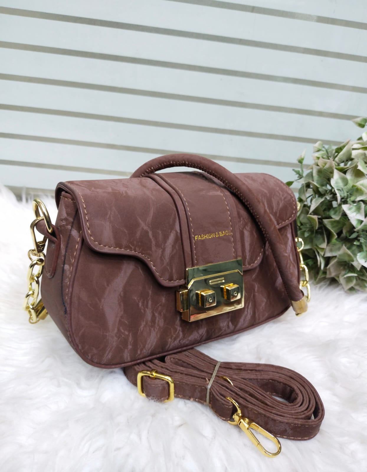 The Geneva Crossbody bag
