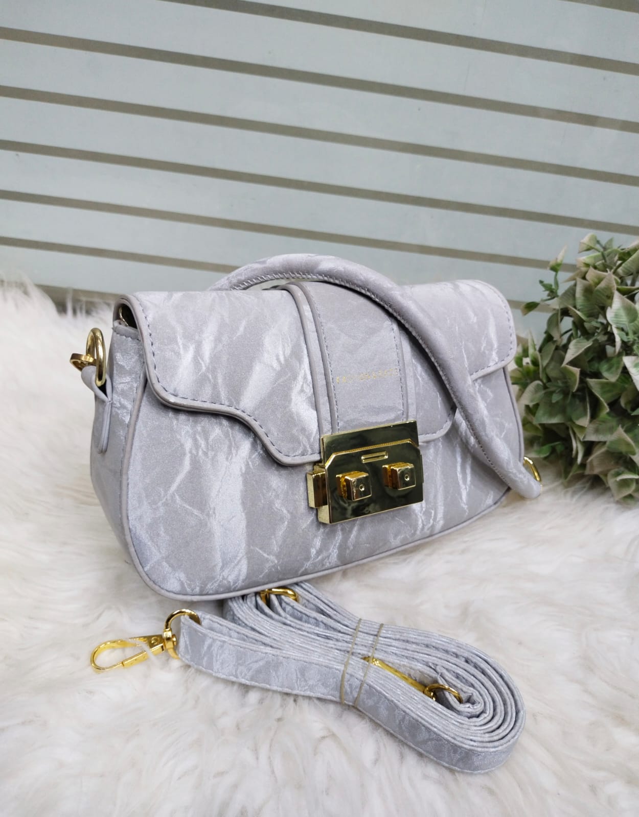 The Geneva Crossbody bag