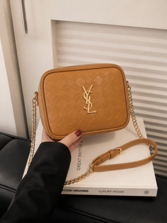 The Manhattan Sling Bag