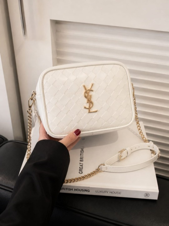 The Manhattan Sling Bag