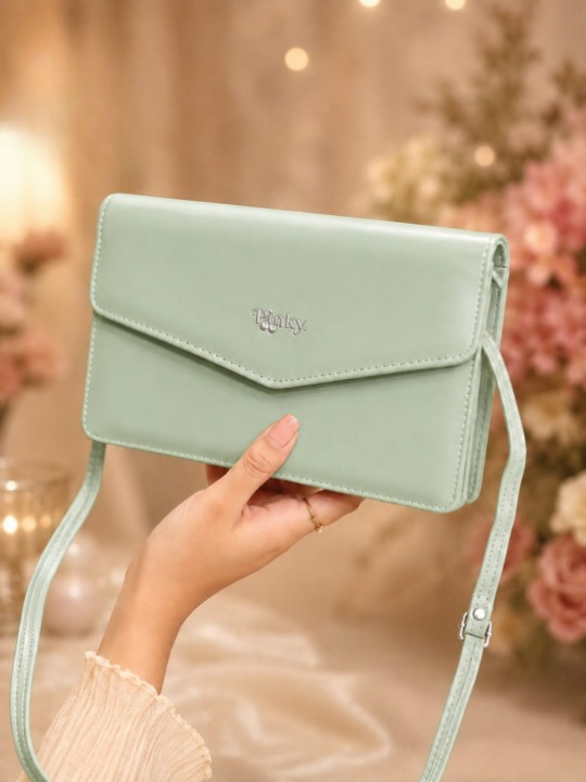 The Zenith 3 Zipper Wallet Bag