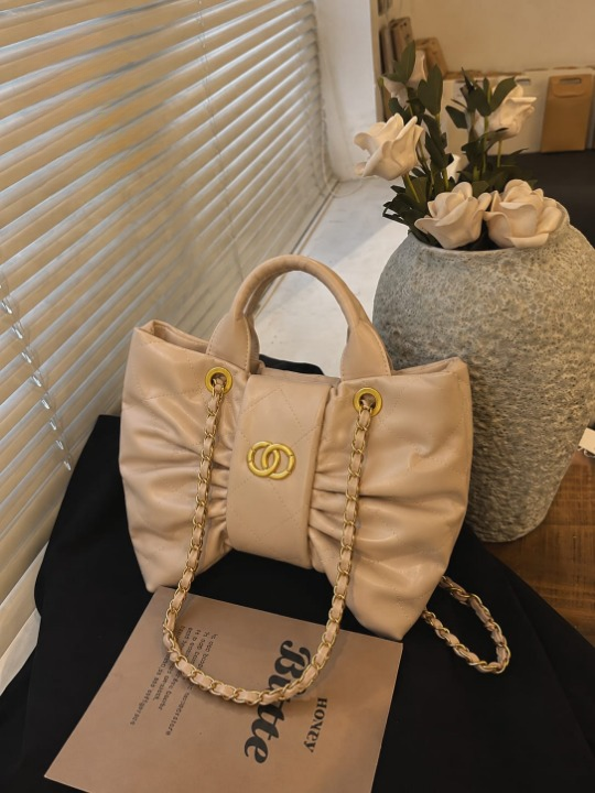 The Boulevard Shoulder Bag